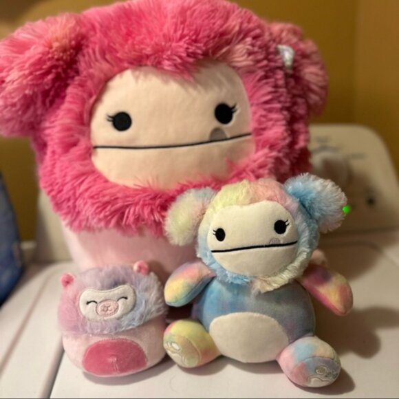 My ever growing Bigfoot family ๐ฃ๐ - Picture 4 of 6